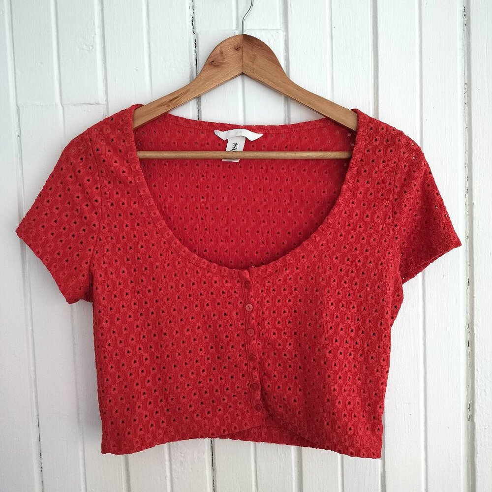 H&M Red Crop Button-Up Scoop Neck Top – Size L